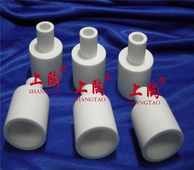 【供應(yīng)特殊剛玉坩堝,非標(biāo)氧化鋁坩堝 異形陶瓷坩堝(圖)】價(jià)格,廠家,圖片,坩堝,上海工陶陶瓷-